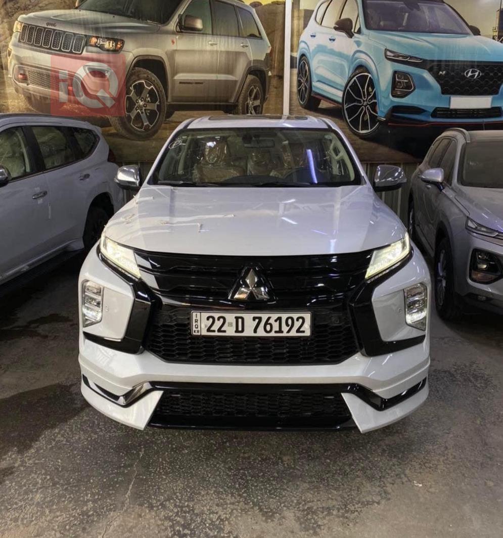 میتسوبیشی پاجیرۆ سپۆرت